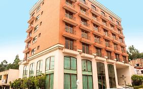 Hotel Dinastia Real